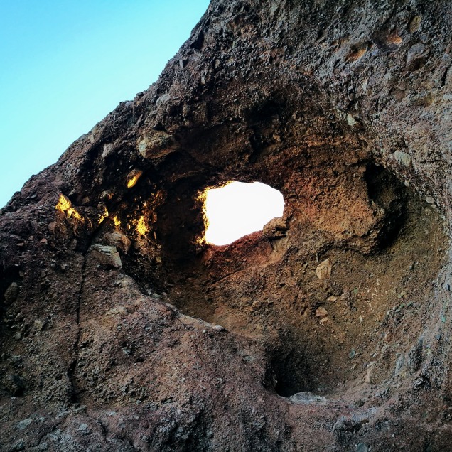 tourist attraction, hole in the rock in Phoenix Arizona